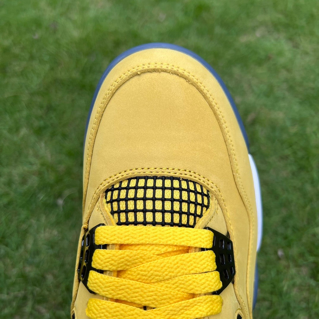 Air Jordan 4