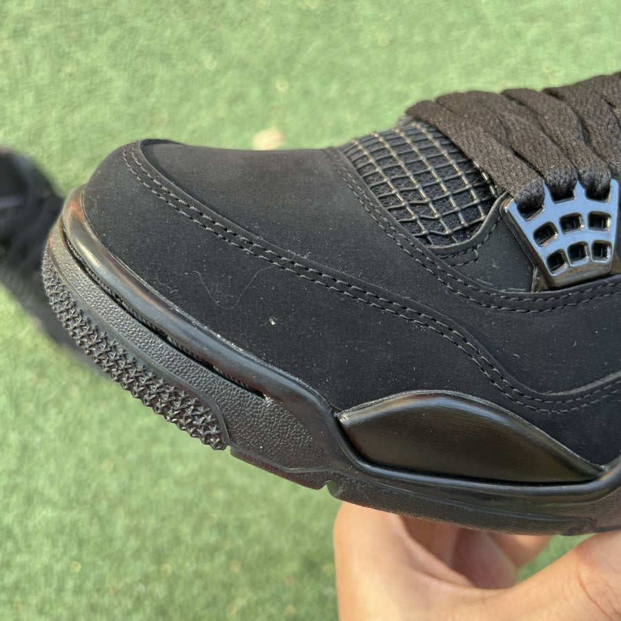 Air Jordan 4