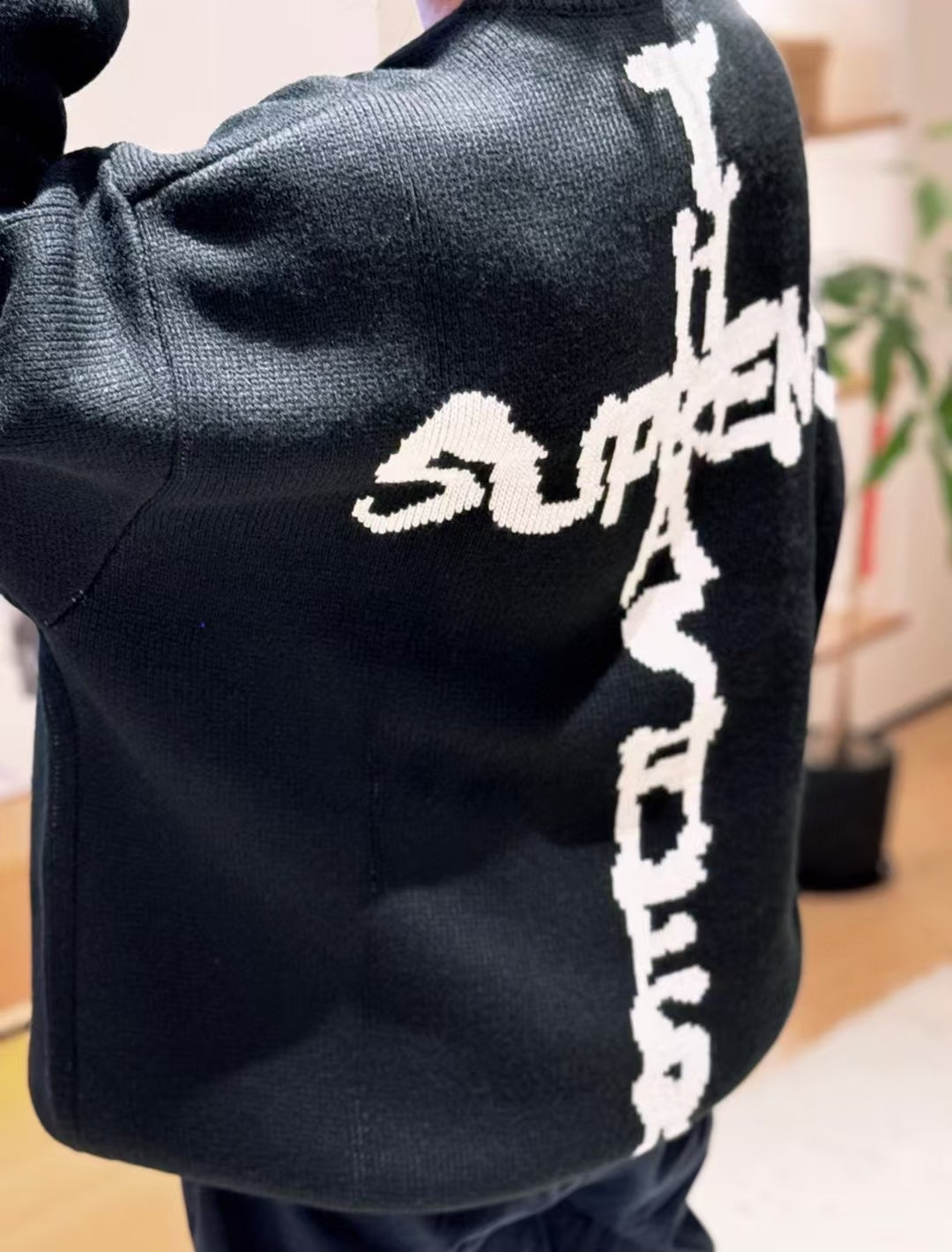 SUPREME X THRASHER SWEATER