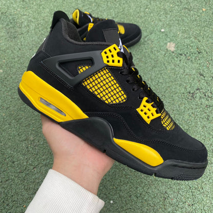 Air Jordan 4