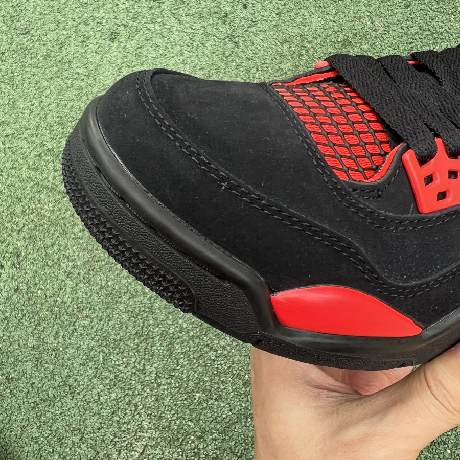 Air Jordan 4