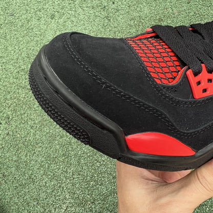Air Jordan 4