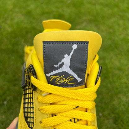 Air Jordan 4